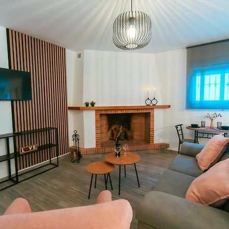Salati Apartment Ел Гастор Екстериор снимка