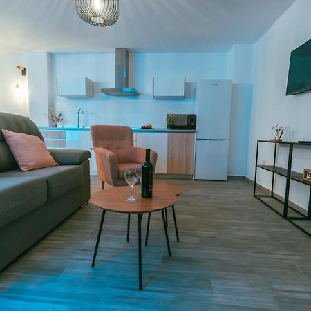 Salati Apartment Ел Гастор Екстериор снимка